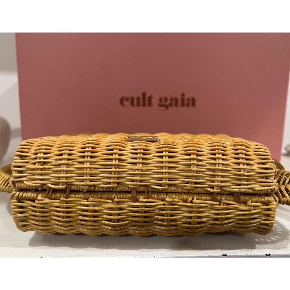 Cult Gaia Elsa Wavy Rattan Clutch Bag - Wearable Abstract Art Wicker Rattan - Picture 5 of 11